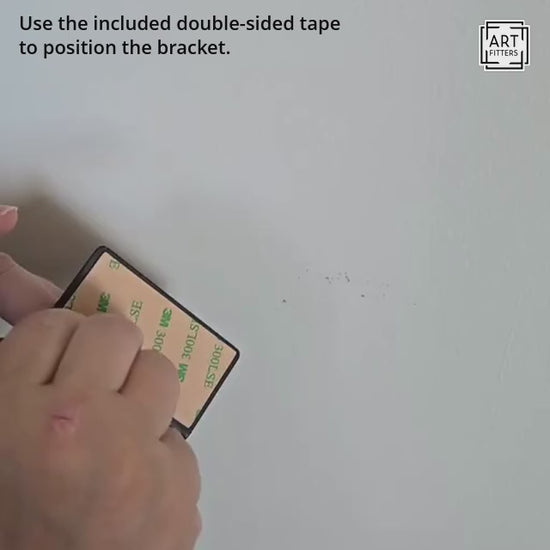 How to install a wall-mounted Japanese folding screen.